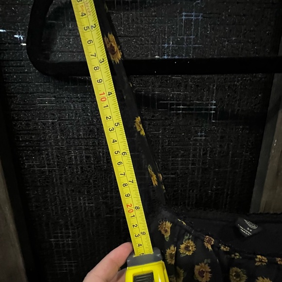 Urban Outfitters Sunflower Sundress - Picture 4 of 9